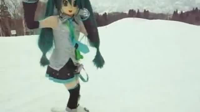 miku in the snow