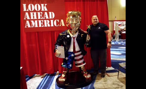 DONALD APOLLO TRUMP TURNS THE WHITE HOUSE GOLD!
