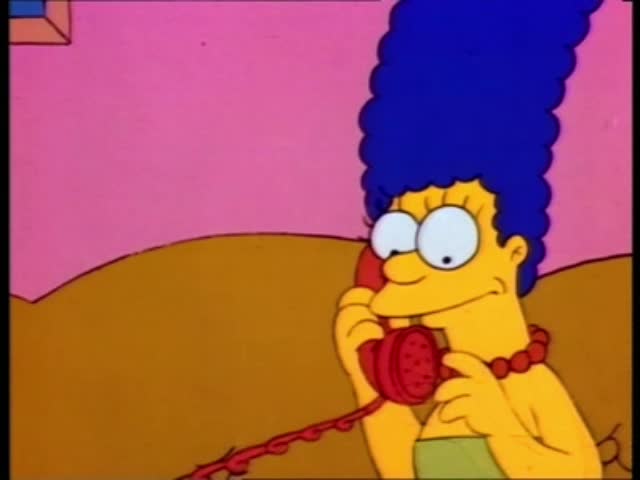 The Simpsons Series 1 Episode 1 - Simpsons Roasting on an Open Fire