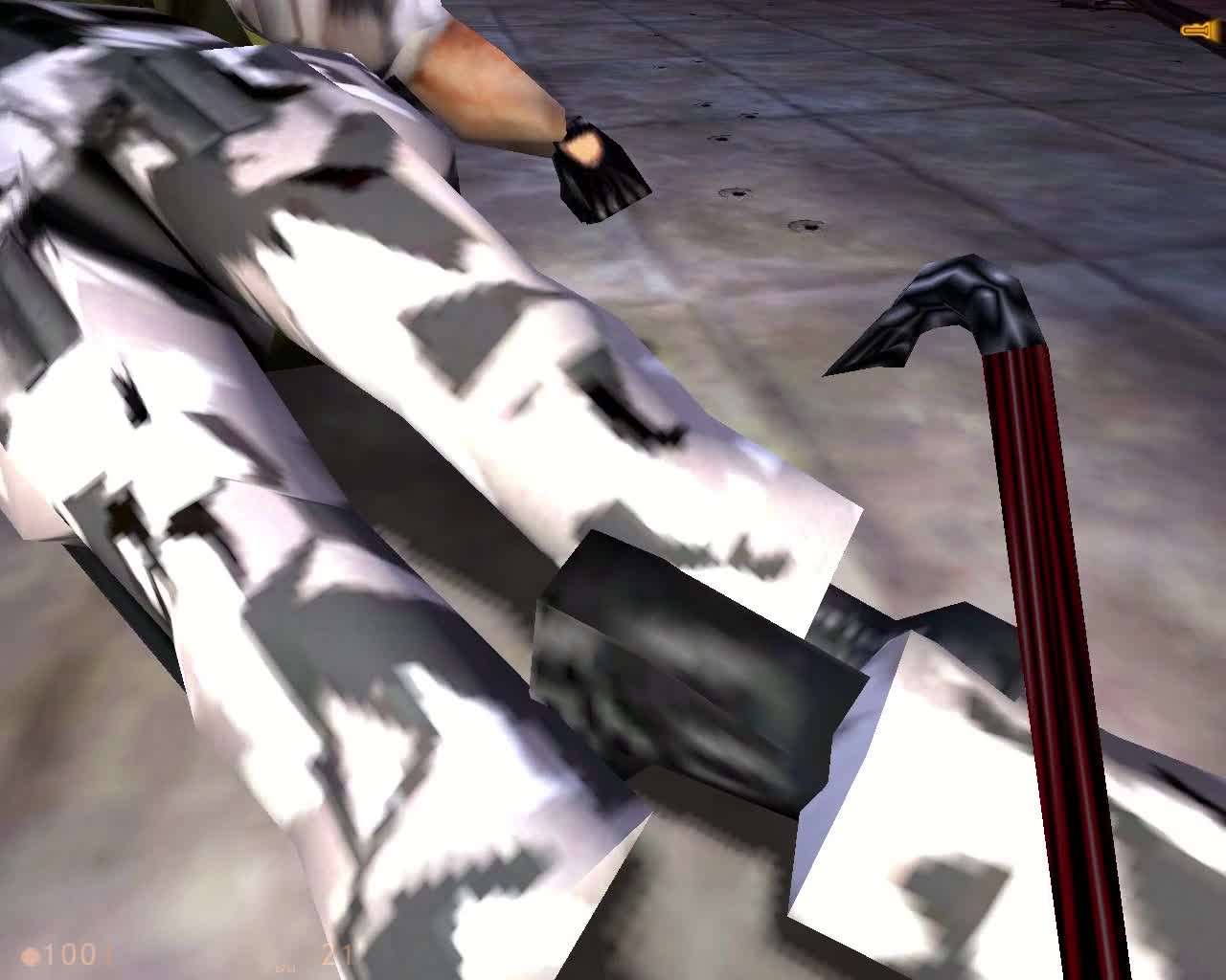half life source BUG
