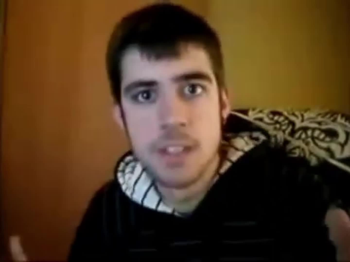 (Parodia) - AuronPlay pierde el septiembre sin fap y su pene nuevamente ROTO.