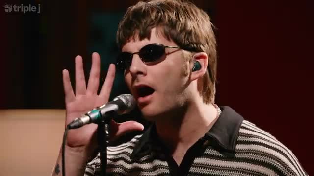 Fontaines D.C. covers Bring Me The Horizon’s ‘Can You Feel My Heart’ for Like A Version